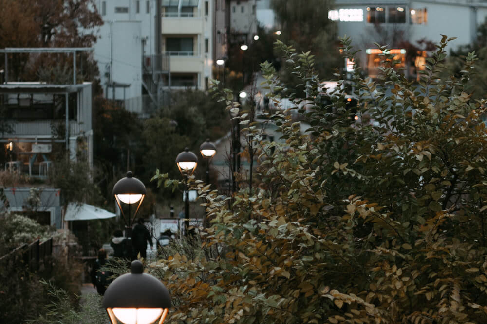 下北沢駅から世田谷代田方面を望んだ景色