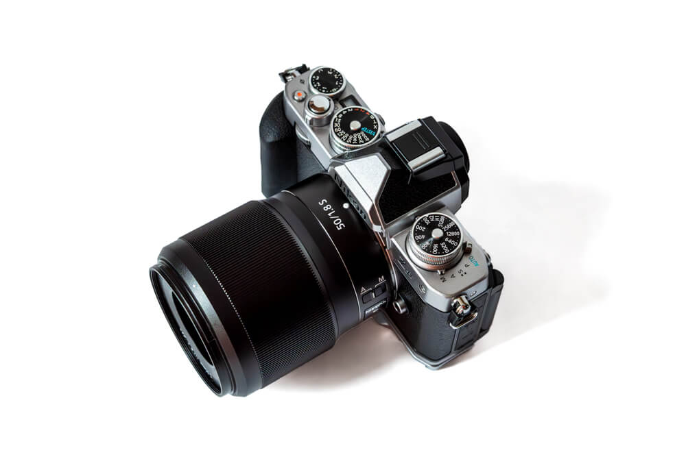 Nikon ZfcとNIKKOR Z 50mm f/1.8 S