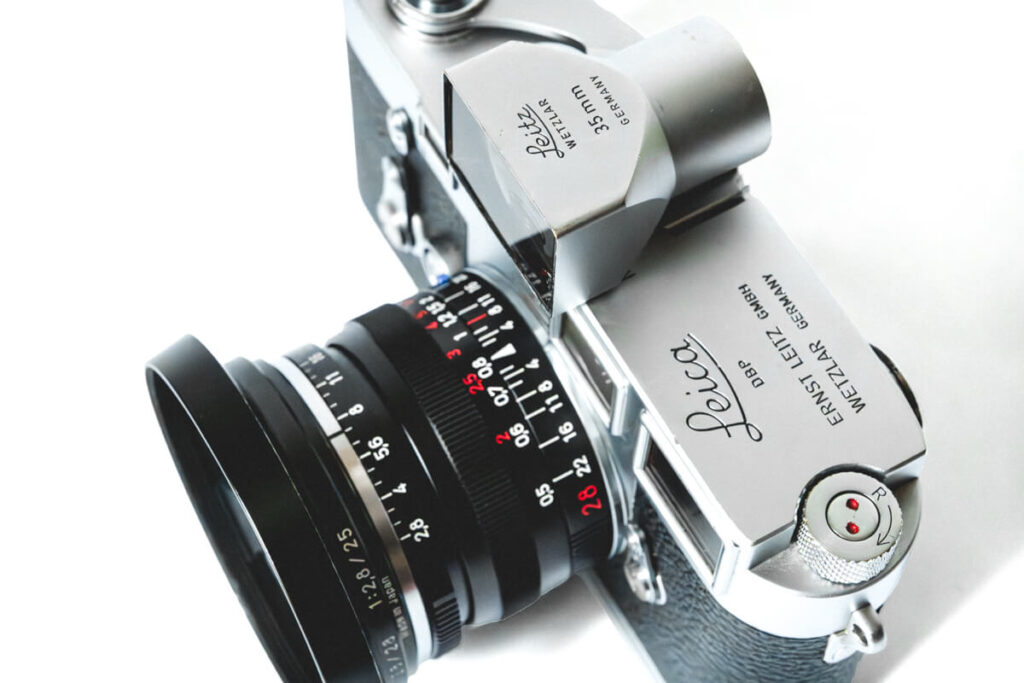 Leica M3 & zeiss 28mm