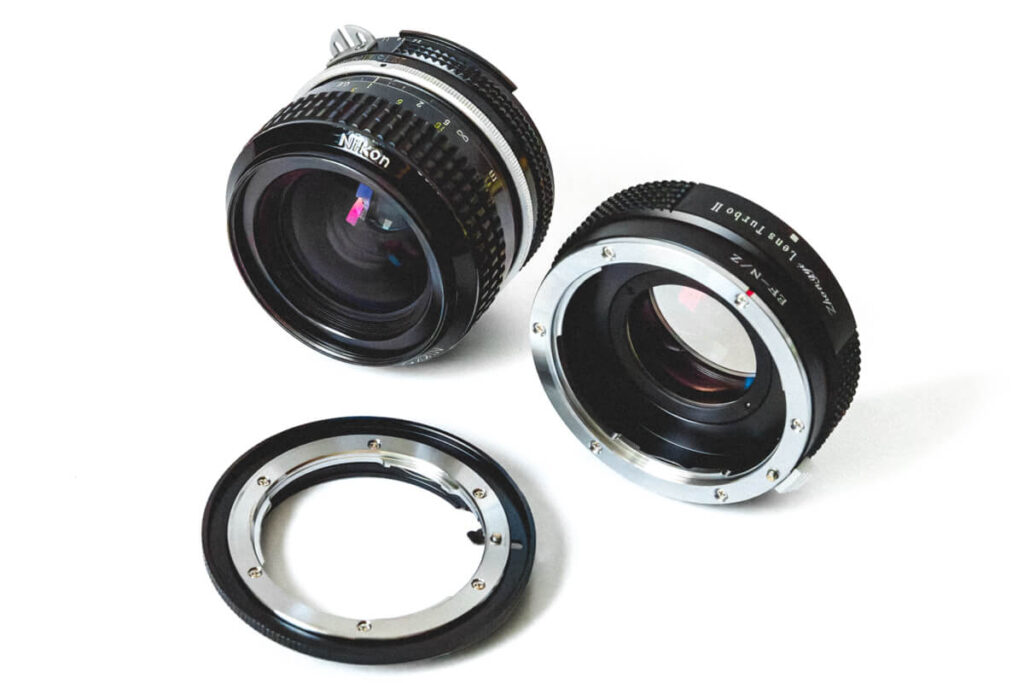 nikkor ai-s 28mm f/2.8レンズとアダプター