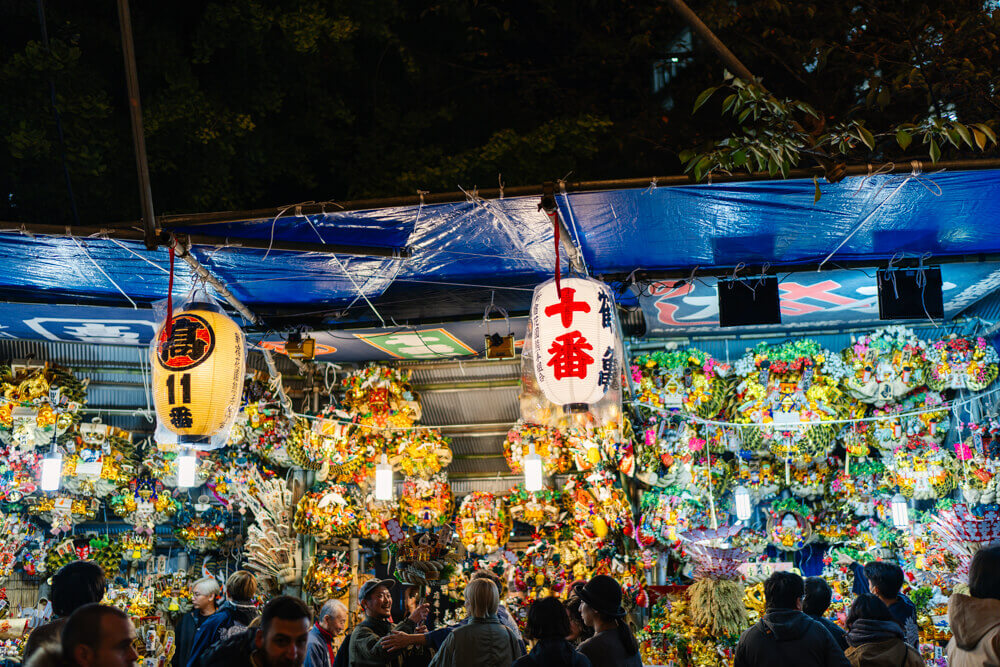 花園神社夜の酉の市