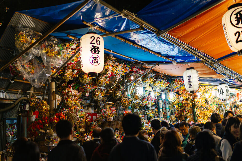 花園神社夜の酉の市