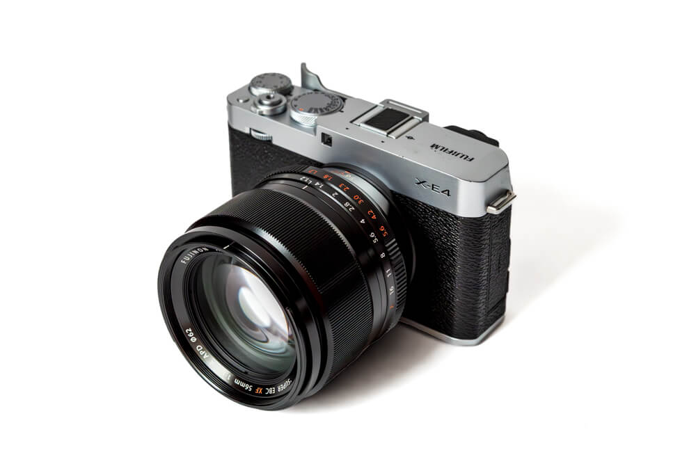 FUJIFILM X-E4 & FUJIFILM X56mm F1.2 R APD