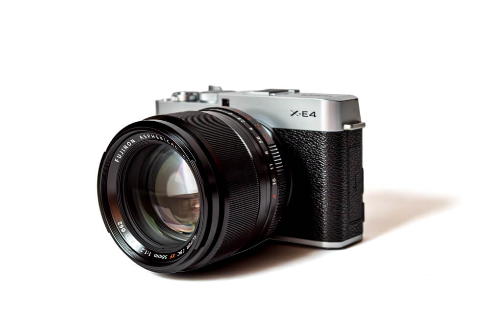 FUJIFILM X-E4 & FUJIFILM X56mm F1.2 R APD