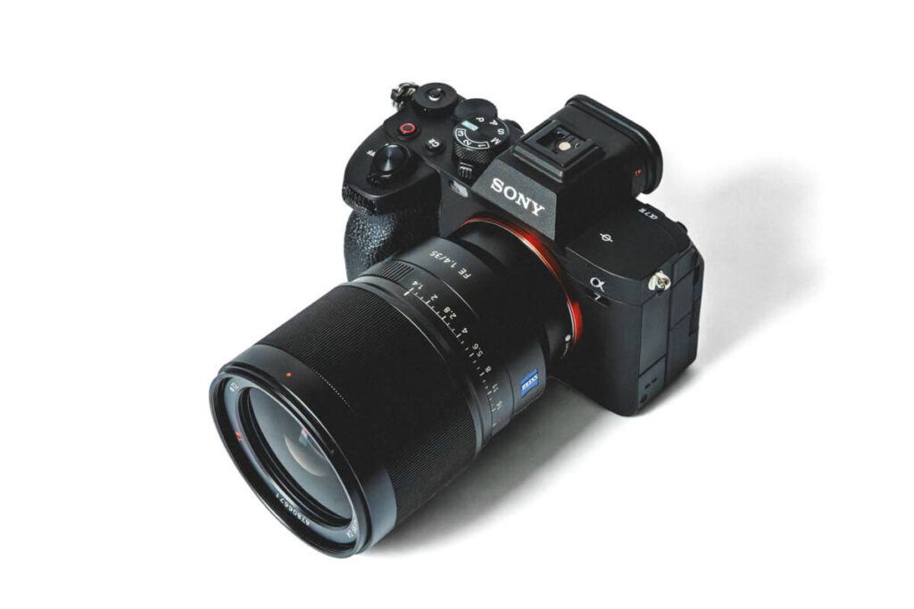 SONY α7IVとSONY Distagon T* FE 35mm F1.4
